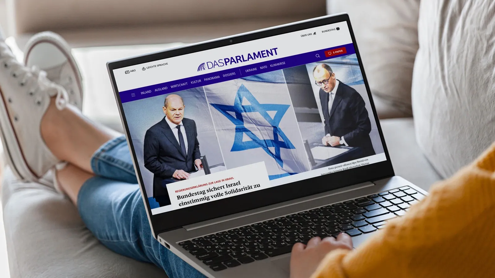 slider01_das_parlament_mac-mockup.jpg